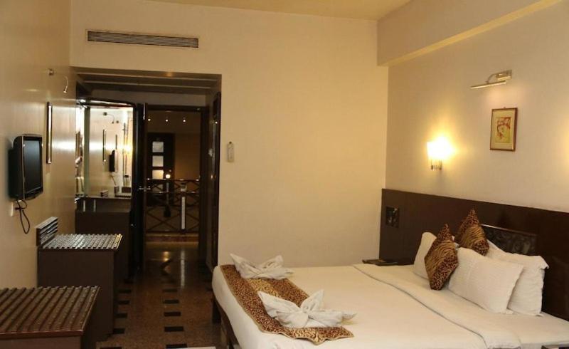 Hotel Venkatesh International Rāipur Exterior foto